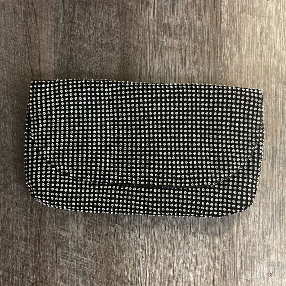 Small shiny clutch